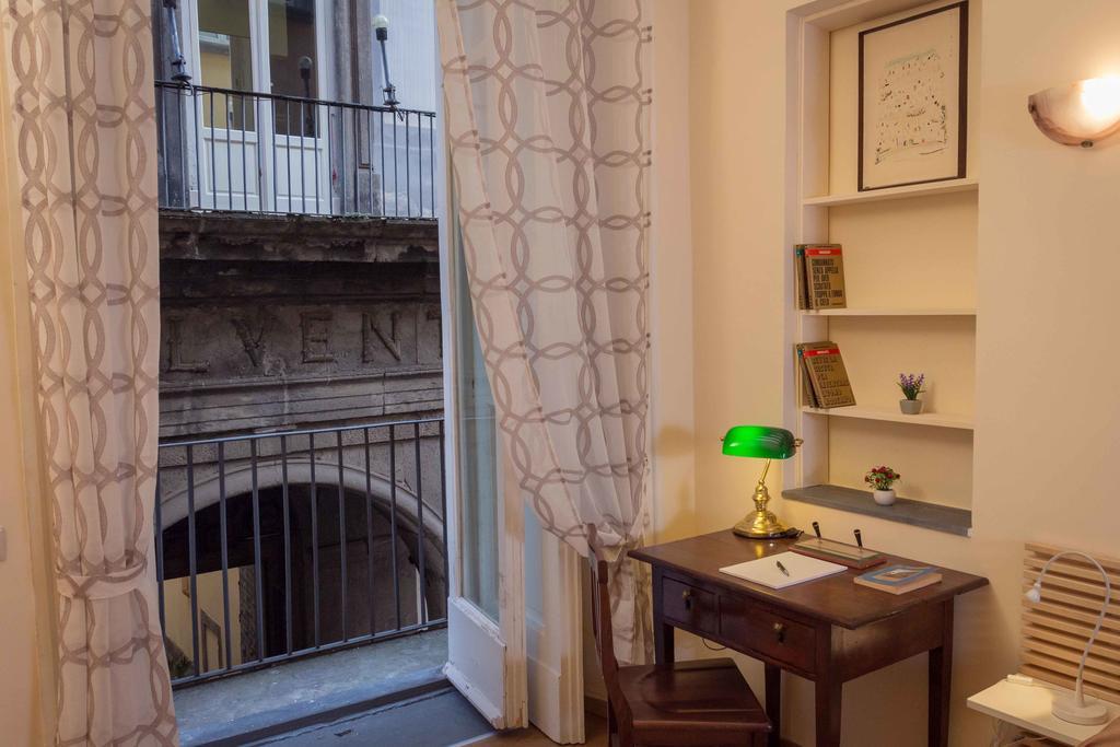 La Cattedrale Bed & Breakfast Napoli Ruang foto