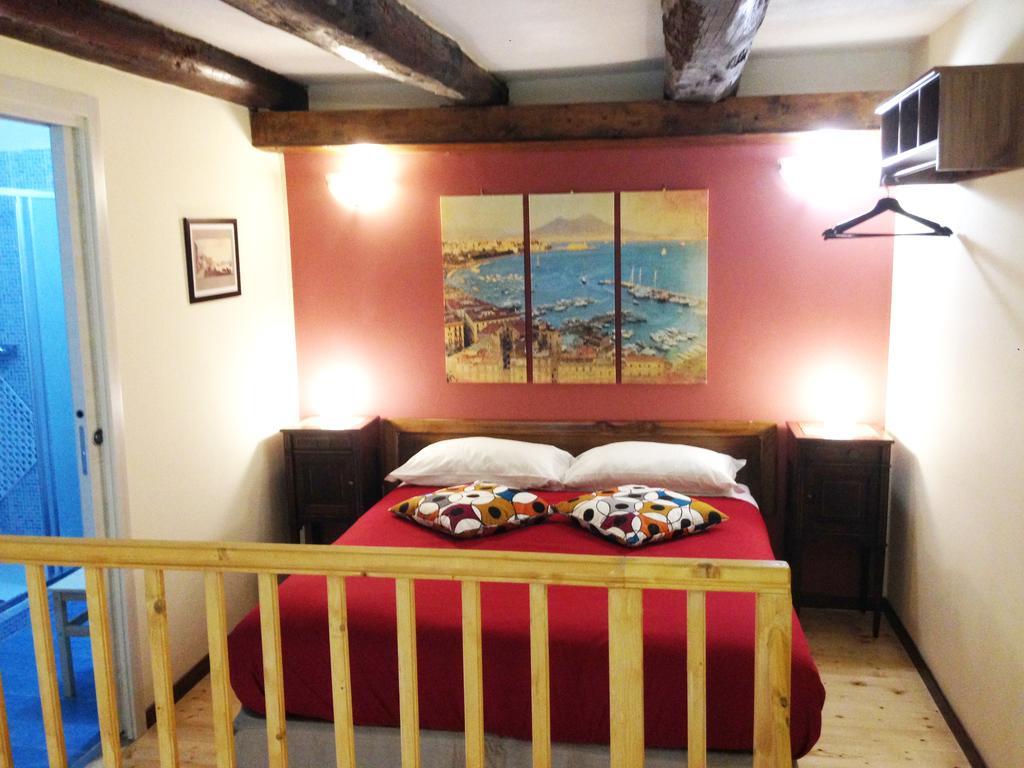 La Cattedrale Bed & Breakfast Napoli Bagian luar foto